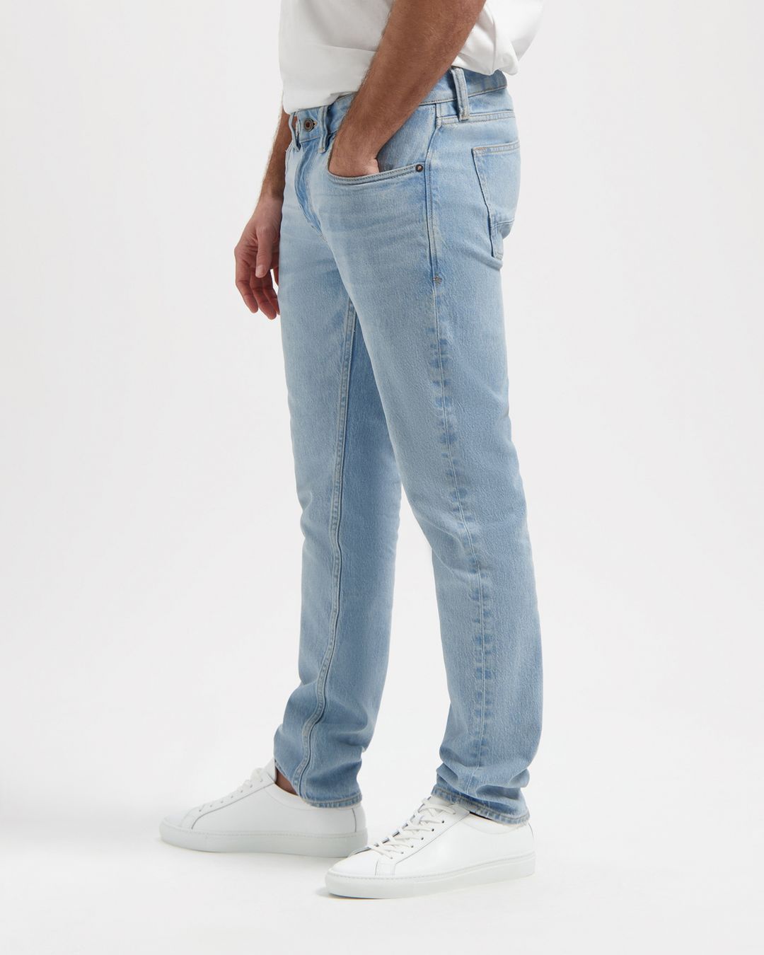 Jeans Nick Straight faded blue von Kuyichi