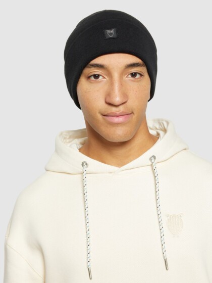 Beanie Knitted Rib black jet von KnowledgeCotton Apparel