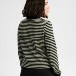 Longsleeve Aastha tea leaf / black stripes von MELAWEAR