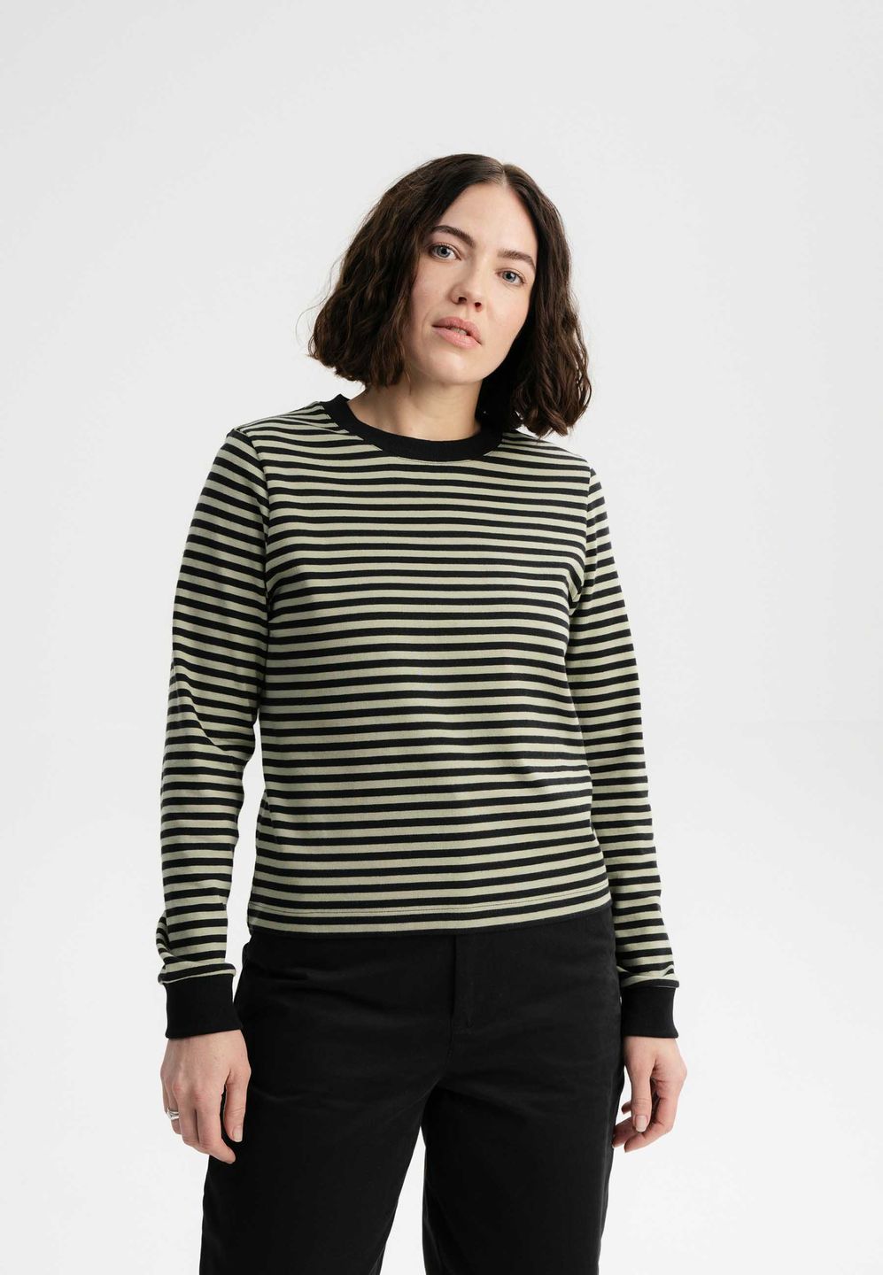 Longsleeve Aastha tea leaf / black stripes von MELAWEAR