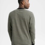 Longsleeve Tejas tea leaf / black stripes von MELAWEAR