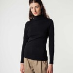 Rollkragen Longsleeve Anchal black von MELAWEAR