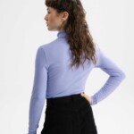 Rollkragen Longsleeve Anchal forgetmenot von MELAWEAR