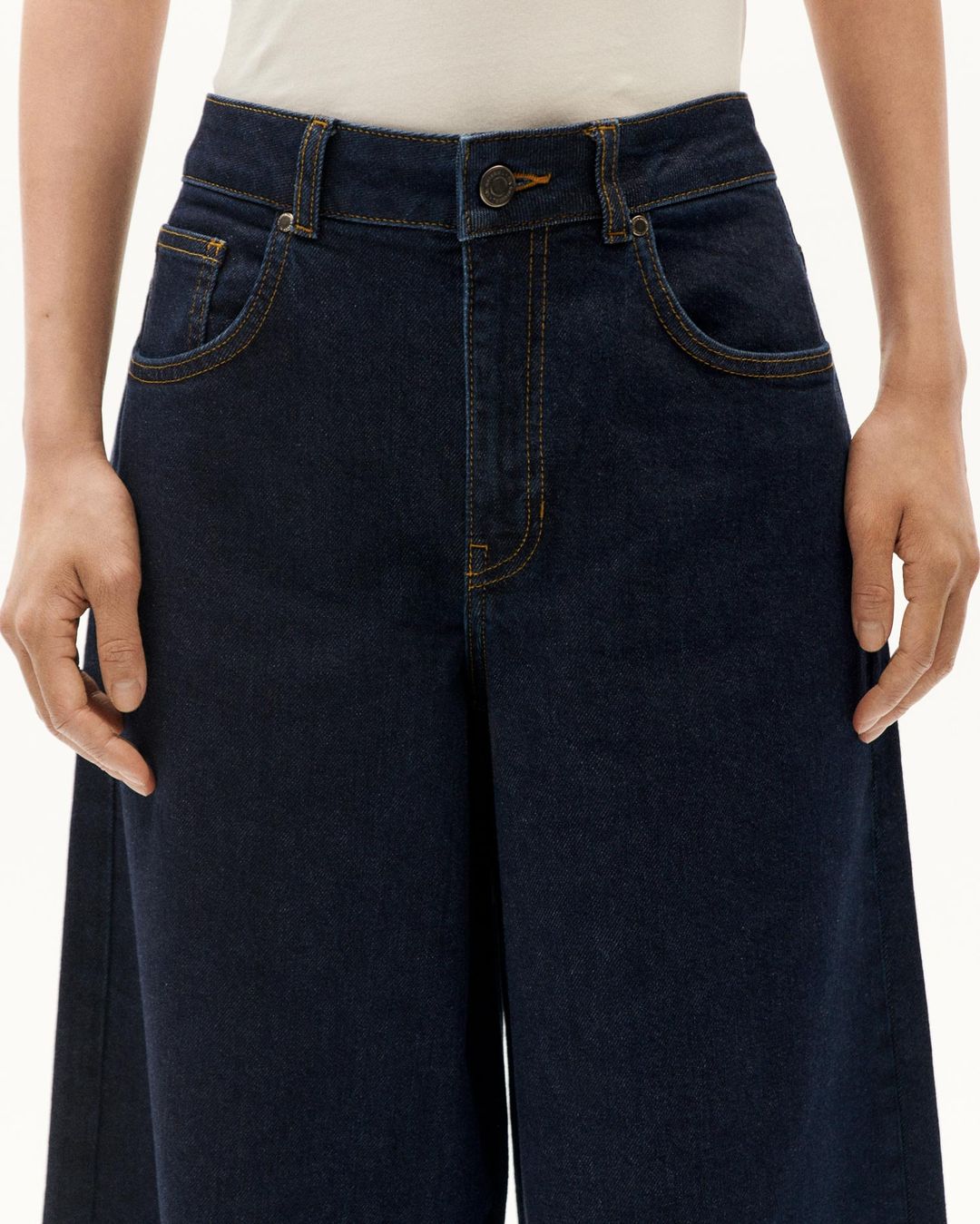 Hose Hedda denim von Thinking MU