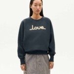 Sweatshirt Bonnie Grafito Love grey von Thinking MU