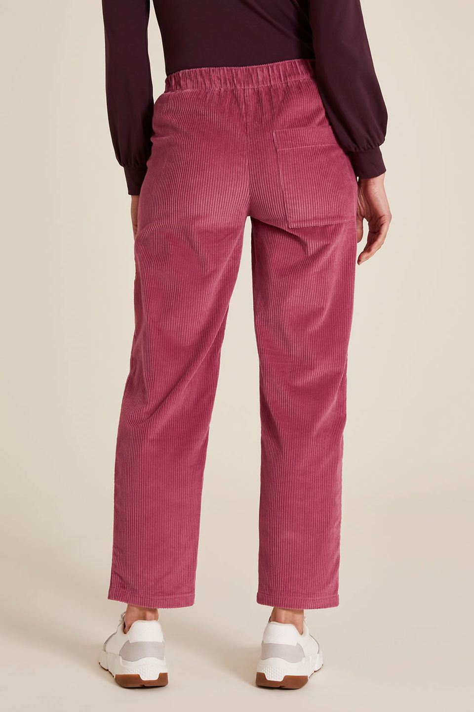 Cordhose red violet von Tranquillo