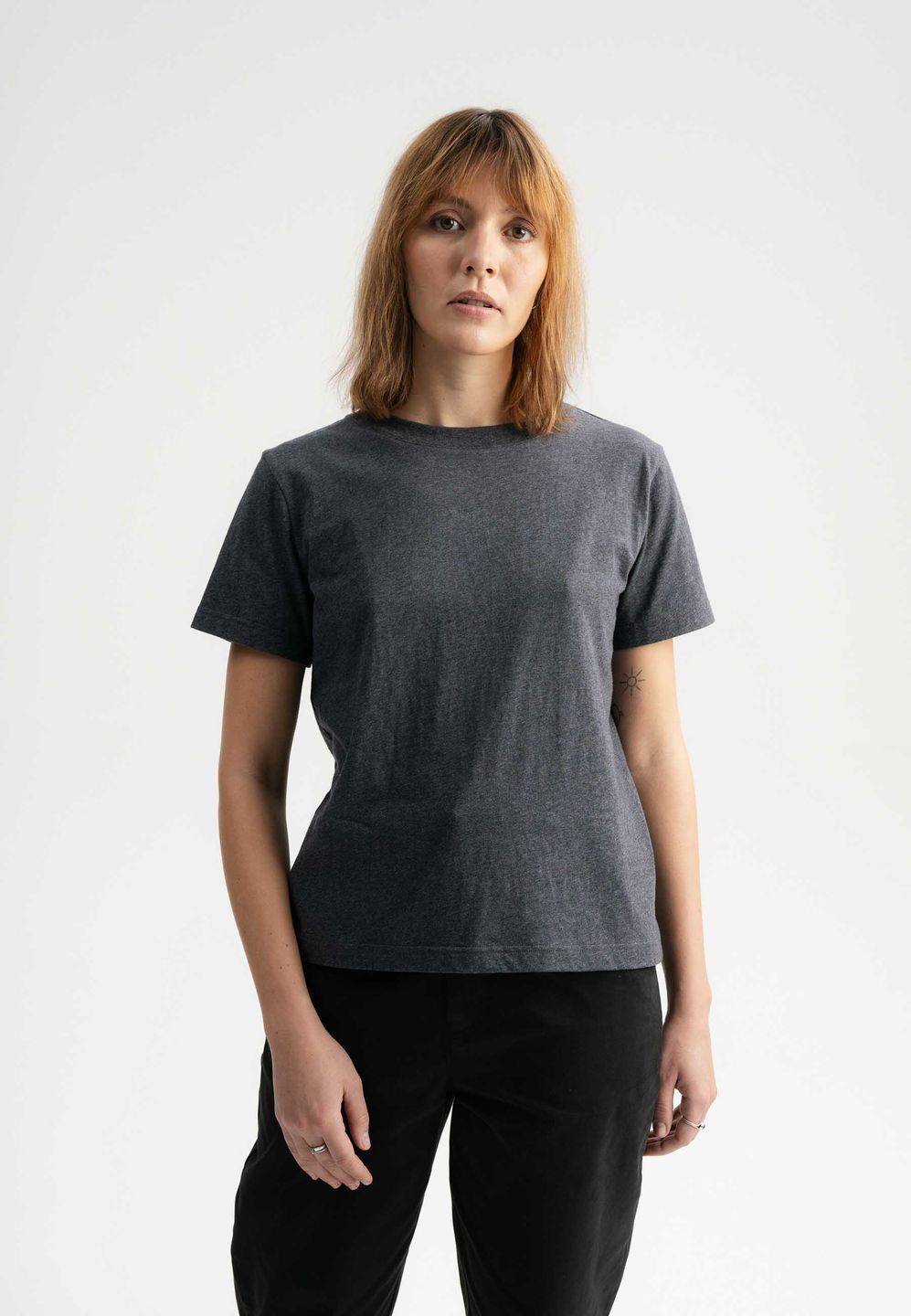 T-Shirt Khira anthracite blend von MELAWEAR