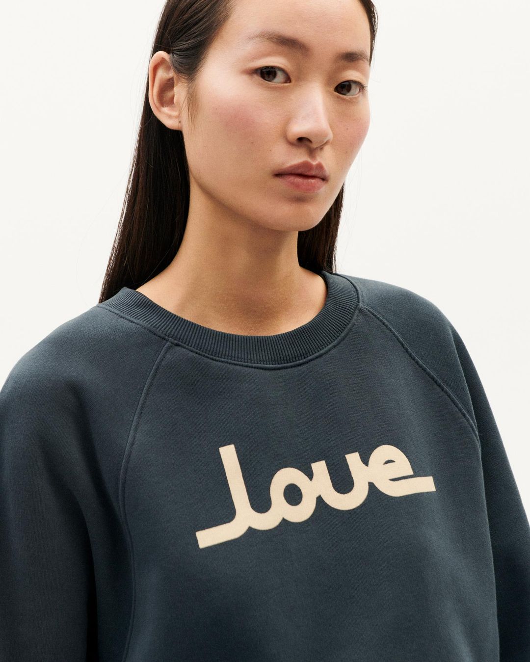 Sweatshirt Bonnie Grafito Love grey von Thinking MU