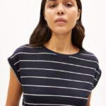 T-Shirt Jilaana Fine Stripes night sky-oatmilk von Armedangels