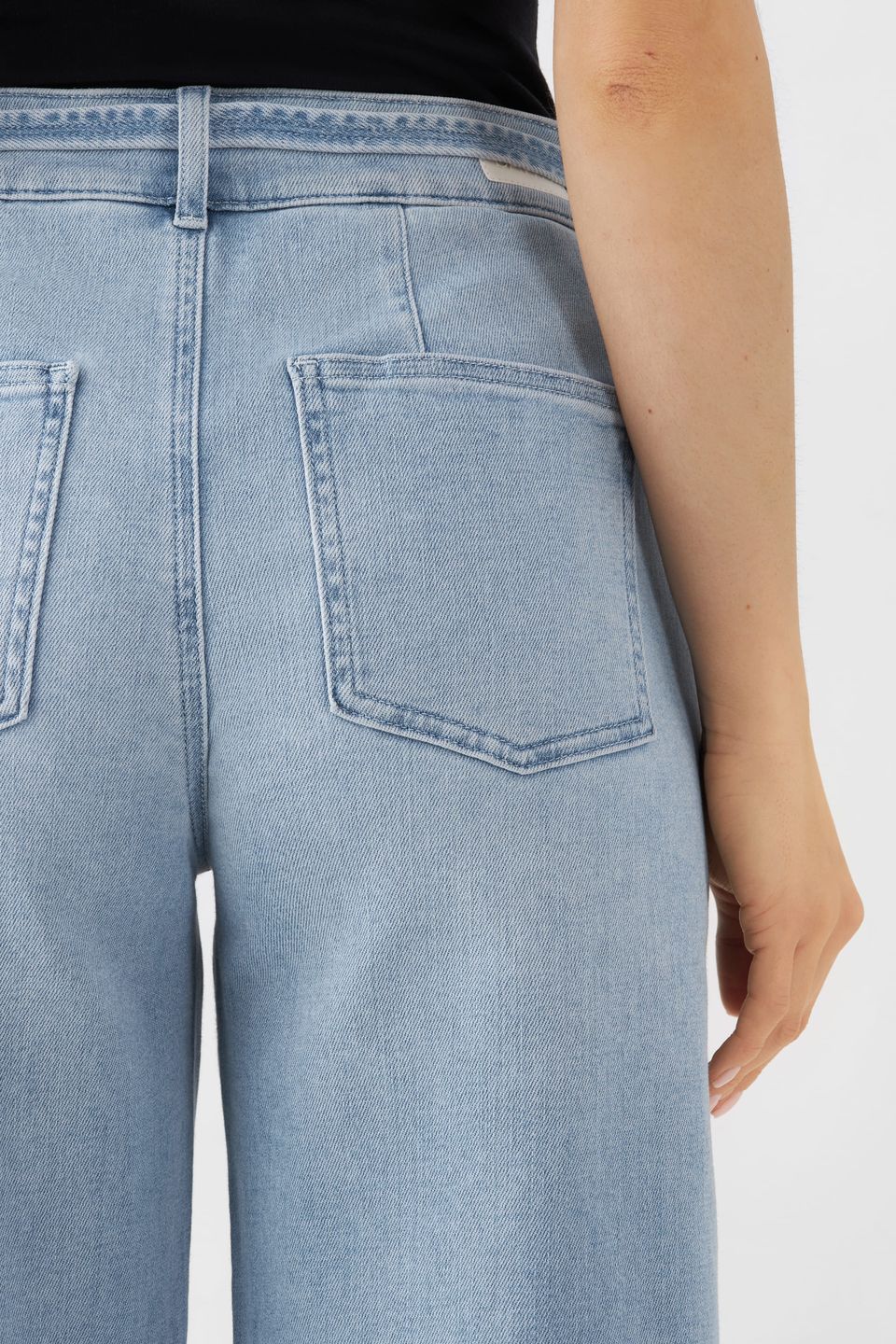 Jeans Blink Wide Barrel Soft Denim - Classic light blue von DAWN