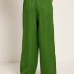 Hose mit weitem Bein 25 green von Lanius