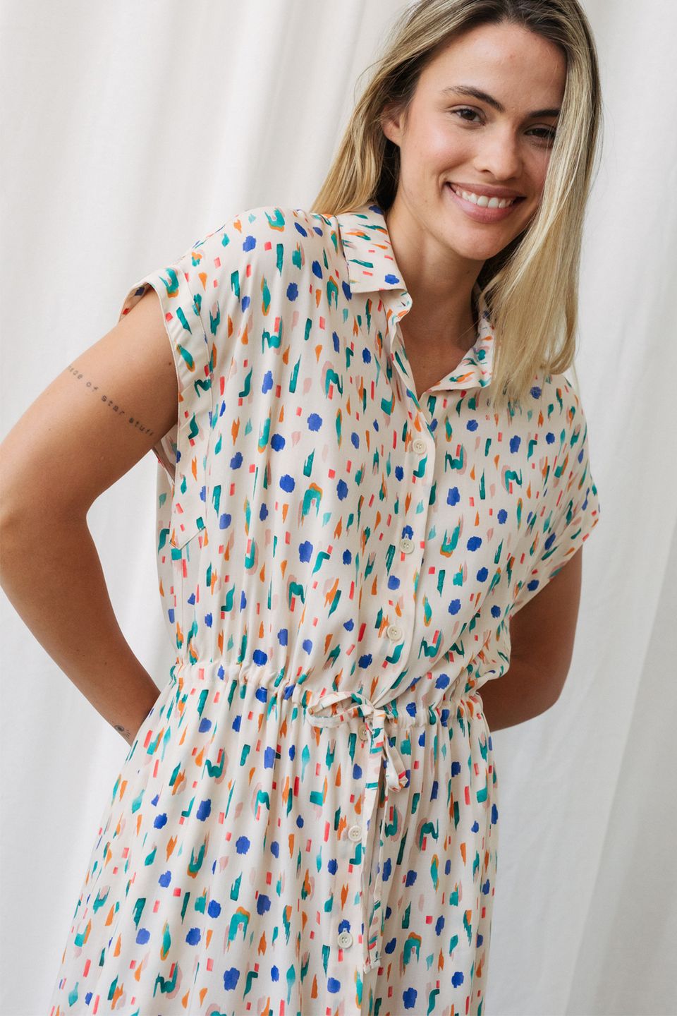 Kleid Polillo summer print von TWOTHIRDS