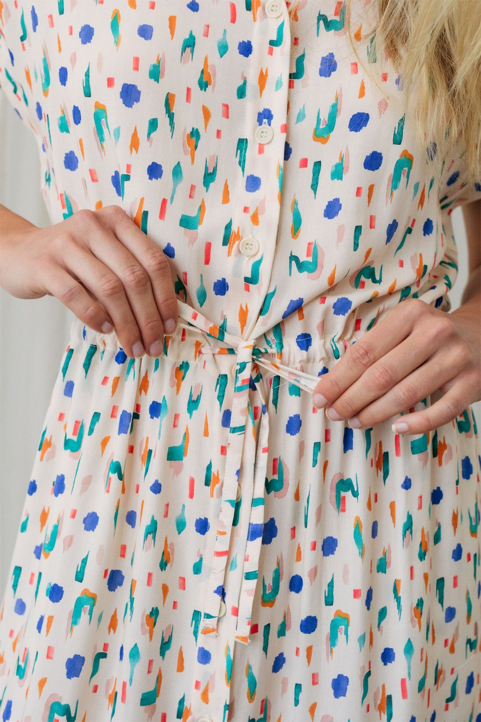 Kleid Polillo summer print von TWOTHIRDS