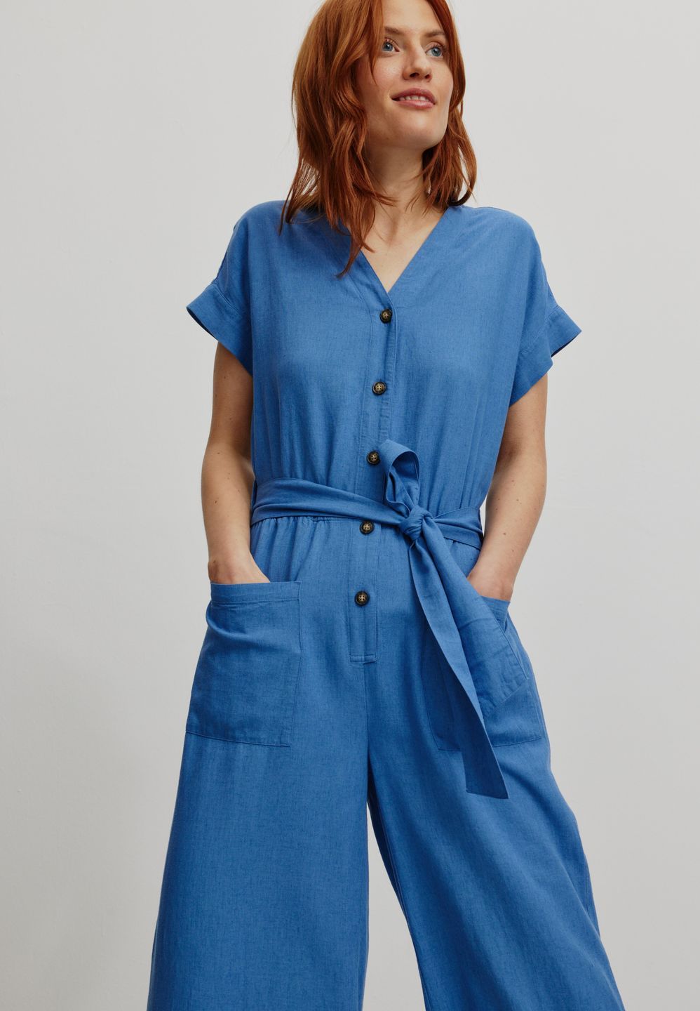 Jumpsuit Dianella electric blue von recolution